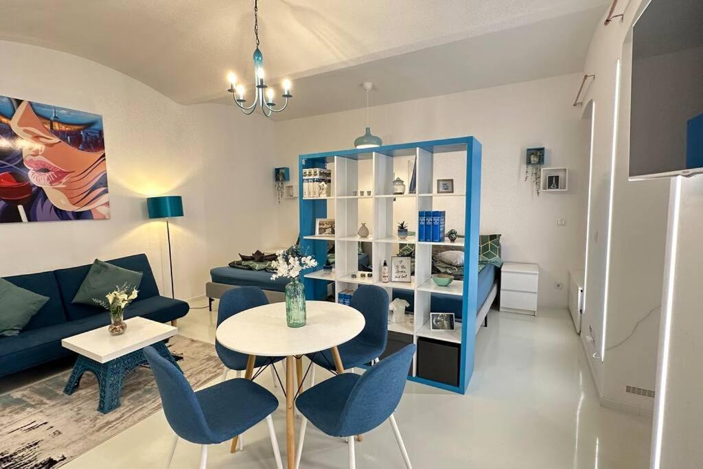 C'Est La Vie A Paris Apartment Vienna Exterior photo